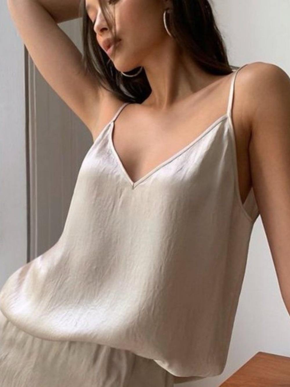 Babaton Silky Everly Camisole